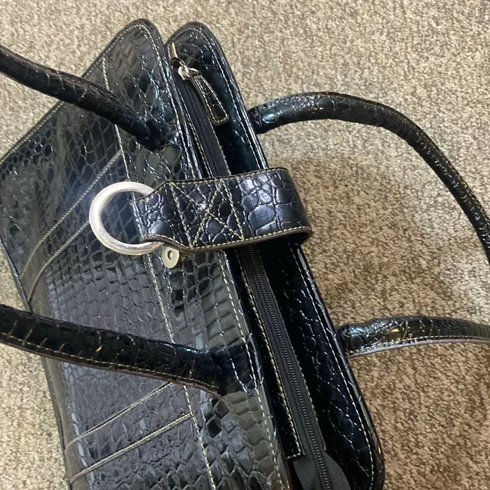 VTG,Elegant Black Imitation Crocodile-Embossed Handbag
